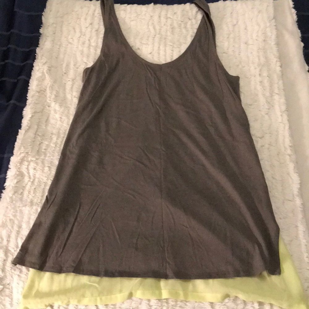 Tank top - Picture 1 of 3